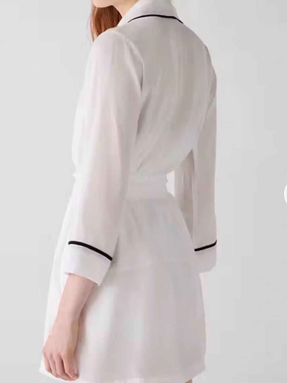 kate spade Mrs. White Robe with Black Piping and 'mrs' Embroidery